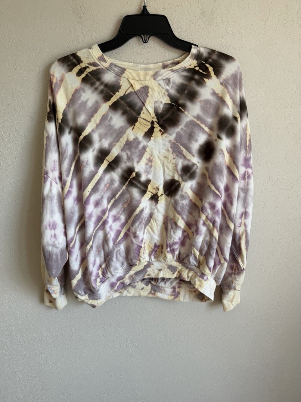 Young Fabulous & Broke Cream Purple Tie Dye Sweatshirt Womens M Casual